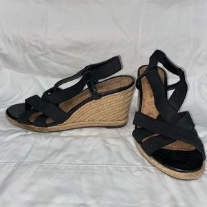 Black criss-cross wedges